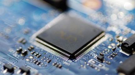 美国战略失算，欧洲十三国芯片联盟崛起 余承东的预言成真